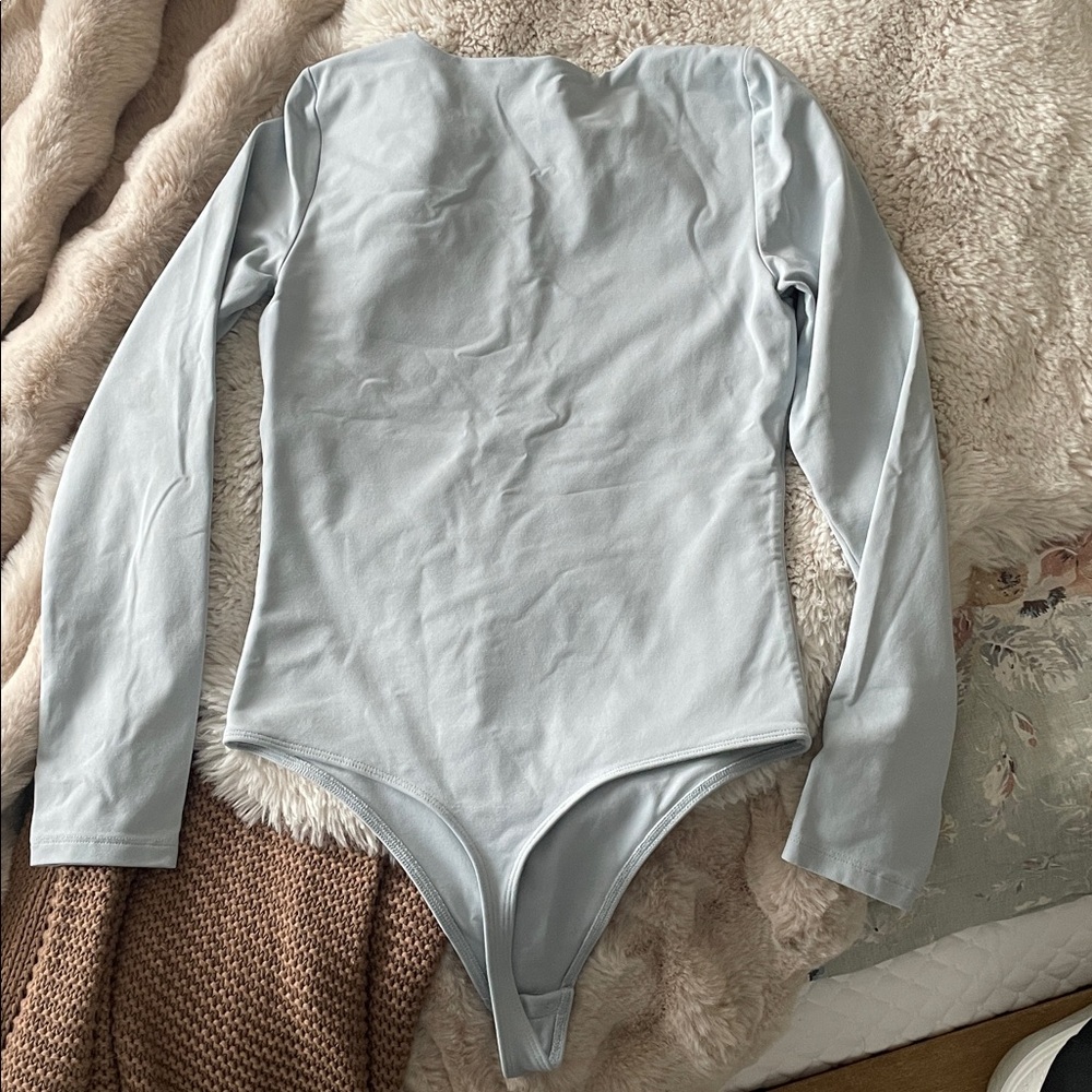 Aritzia Babaton Long-Sleeve Scoop Neck crew thong Bodysuit - Pale Blue - Picture 5 of 5